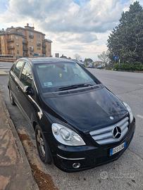 Mercedes b180 executiv diesel  del 2010