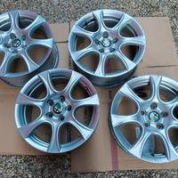 Cerchi da 16 Alfa Romeo 