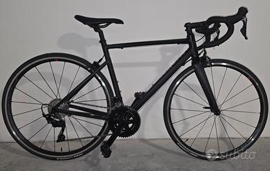Van Rysel EDR AF 105 Shimano 105 (M) Pari al Nuovo