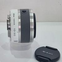 Nikkor AF 10-30 mm VR Nikon 1 J1 J2 J3 V1 S1