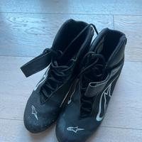 Scarpe karting nere alpinestar ottime