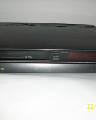 Hitachi VT 430 E - Videotape recorder
