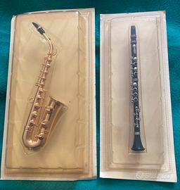 2 strumenti musicali Hachette