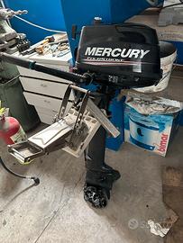 Motore fuoribordo bordo 5 cavalli mercury