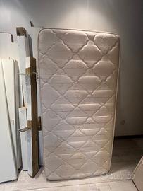 2 Materassi e  2 reti per bambini