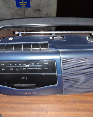 Radio cassette