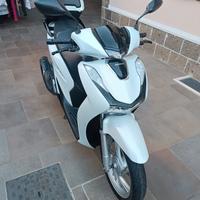 honda sh  125 abs