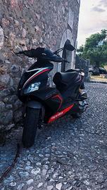 aprilia sr50