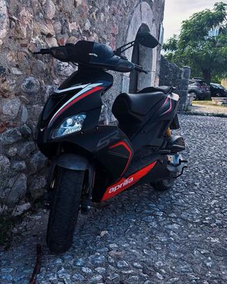 aprilia sr50