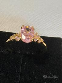 Anello placcato oro con zircone rosa