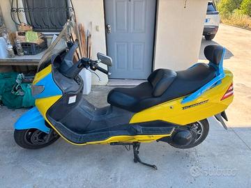 MOTO BURGMAN CC 250