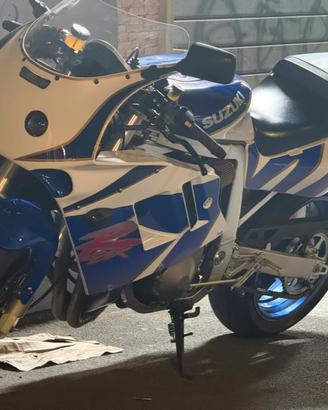 Suzuki GSX 1100 R