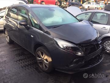 Opel zafira 2015