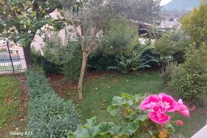 Villa indipendente Monteforte Irpino con giardino