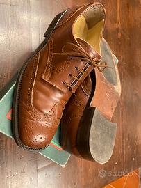 Scarpe classiche con lacci