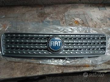 GRIGLIA RADIATORE AUTO FIAT PUNTO MULTIJET 2003