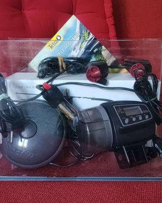 Acquario 20lt con luce, termo, 2 pompe ecc..