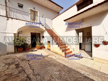 Porzione di cortile semindipendente