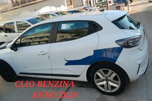 Renault Clio INCIDENTATA SINISTRATA MONDIALCARS 02