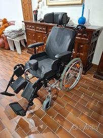 Sedia a rotelle neurologica