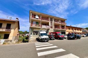 5 LOCALI A CASTELNUOVO DON BOSCO