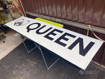 Grande Insegna QUEEN in alluminio
