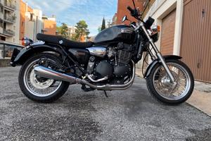 Triumph legend tt 900
