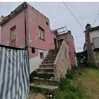 Casa/rustico semindipendente da ristrutturare