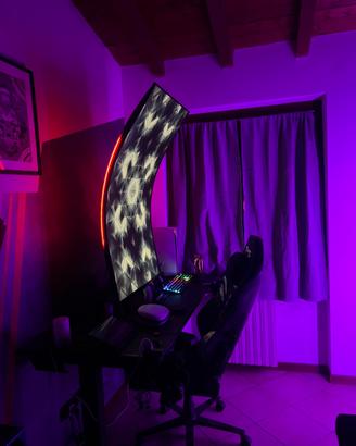 Postazione gaming Secret Lab + schermo Samsung ARK