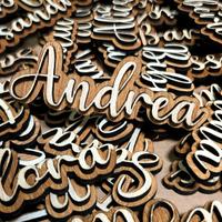 Scritte segnaposto in legno