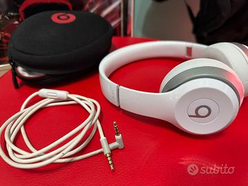 Beats Solo 2 con filo