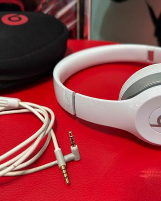 Beats Solo 2 con filo