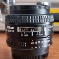 Nikon AF 28mm f/2.8 D