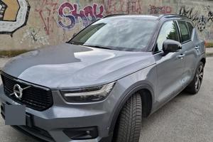 Volvo XC40 2019 – Da concessionario!