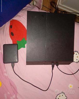 PlayStation 4 ,1550 GB+3 giochi