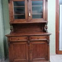 Credenza antica