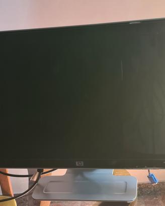 Monitor HP 22 pollici  come nuovo