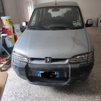 Peugeot Ranch Lee