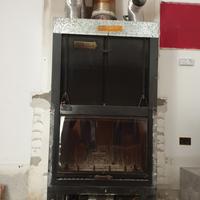 Caminetto monoblocco 
