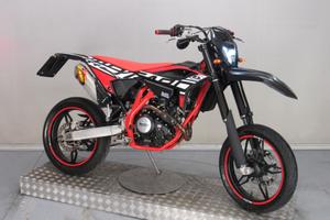 Beta RR 125 4T SUPERMOTARD
