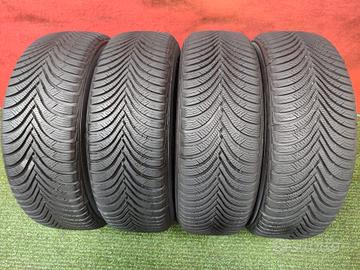 205 60 16 Gomme Invernal 95-99% Michelin 205 60R16