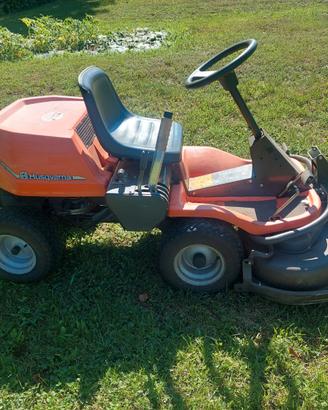 Trattorino rasaerba Husqvarna Rider 16