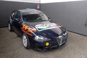 Alfa 147 truck day - pista