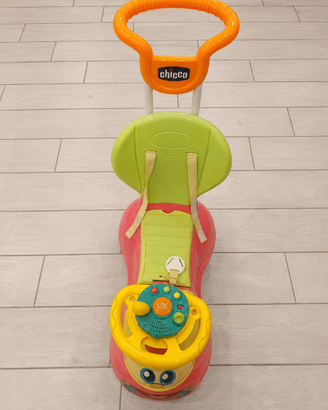 Cavalcabile Chicco con maniglione e volante