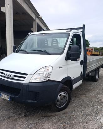 IVECO DAILY 35C10 CASSONE FISSO 4,3 METRI, 185000 