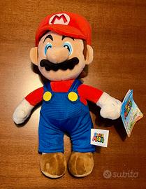 peluche super Mario originale altezza 30 cm