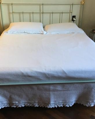 Letto matrimoniale