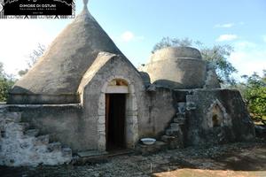 TRULLO con LAMIA e 8200mq TERRENO - AGRO DI OSTUNI