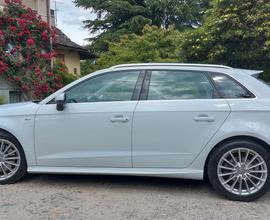 Audi A3 Spb 2.0 tdi Ambition quattro Sline 184cv s