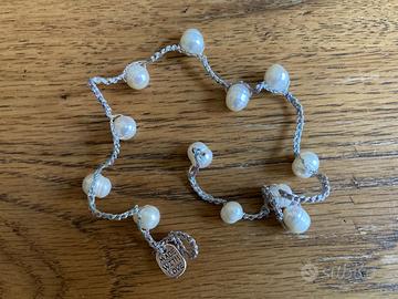 Bracciale all'uncinetto con perle di fiume